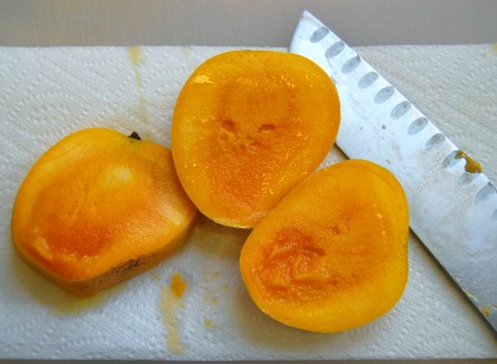 cut mango with seed